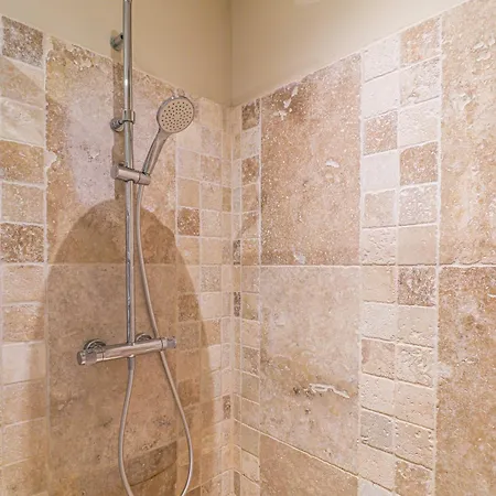 Panzió Le Passage Carcassone