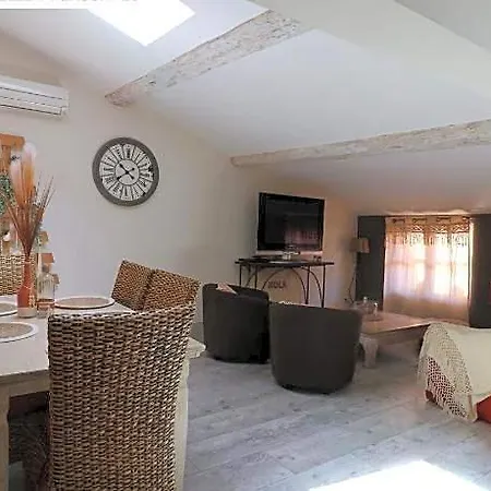 Le Passage לינה וארוחת בוקר