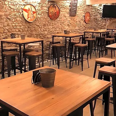 לינה וארוחת בוקר Le Passage