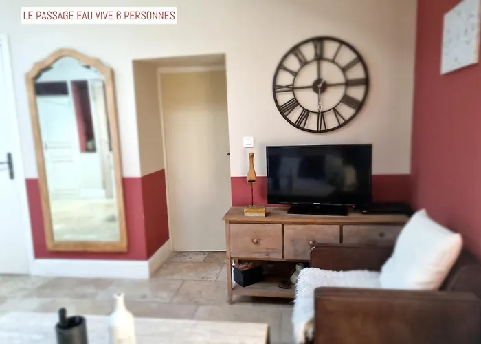 Le Passage 4* Каркассон