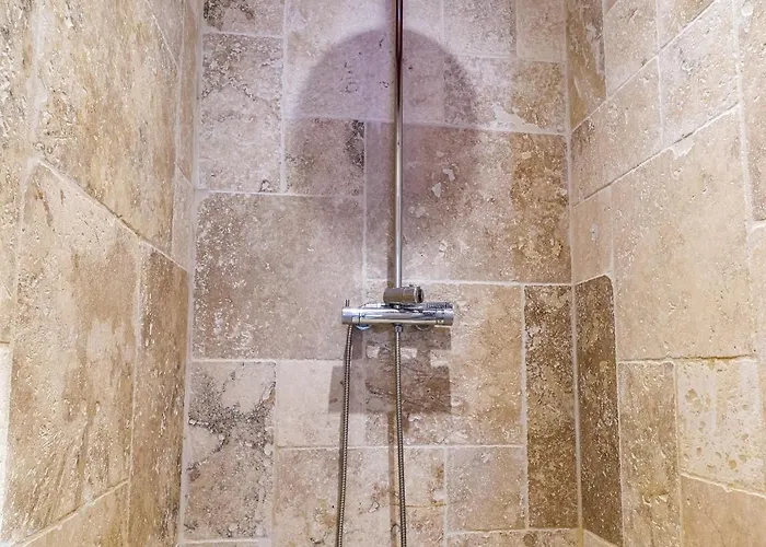 Le Passage Bed & Breakfast Carcassonne