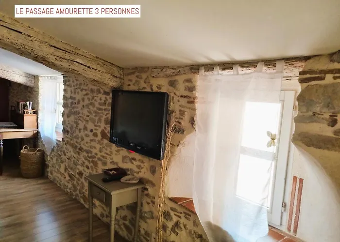 Le Passage Bed & Breakfast 4*